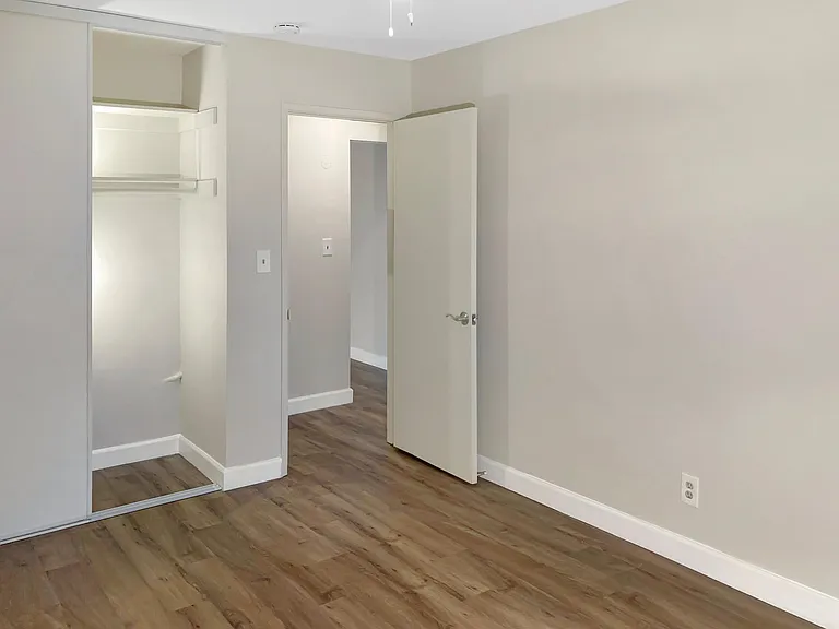 909 South Second Street — Photo 20