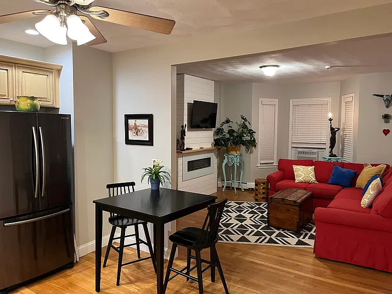 75 Elm St #1 — Photo 6