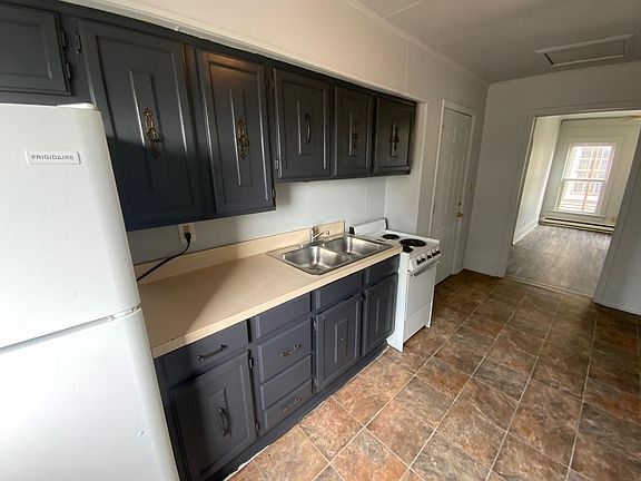 5th image of 922 N Vermilion St #4