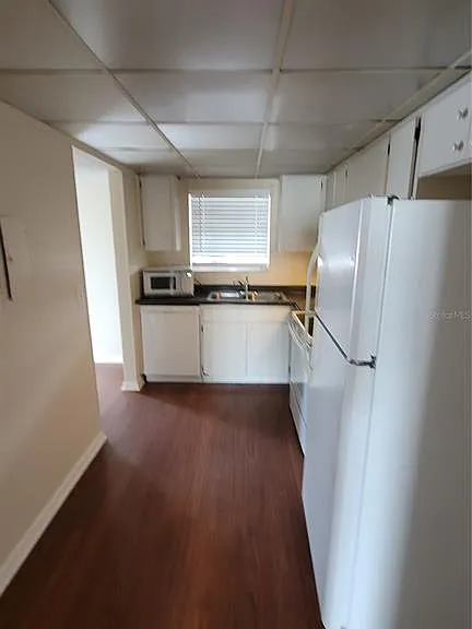 122 N Kings Ave #202 — Photo 2