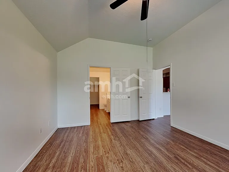 9710 Sundew Dr — Photo 9