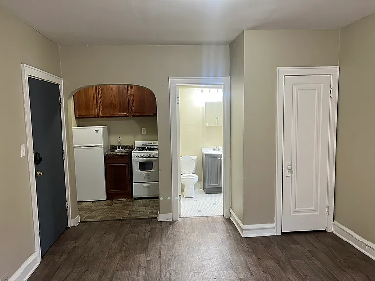 3032 W Pierce St — Photo 6