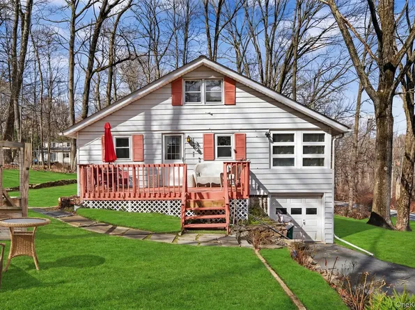 58 Lake Shore Drive, Monroe, NY 10950