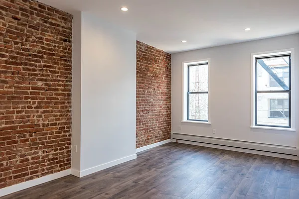 Rented by Nooklyn NYC LLC | media 3