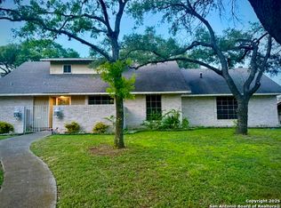 9306 Fernglen Dr, San Antonio, TX 78240
