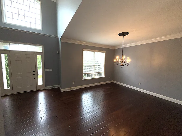1216 Chelsen Cross — Photo 3