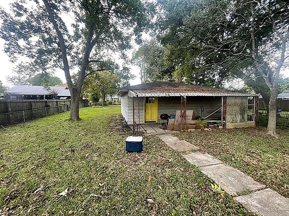 4th image of 412 22nd St