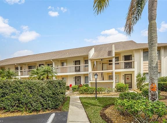 3rd image of 13080 White Marsh Ln APT 203