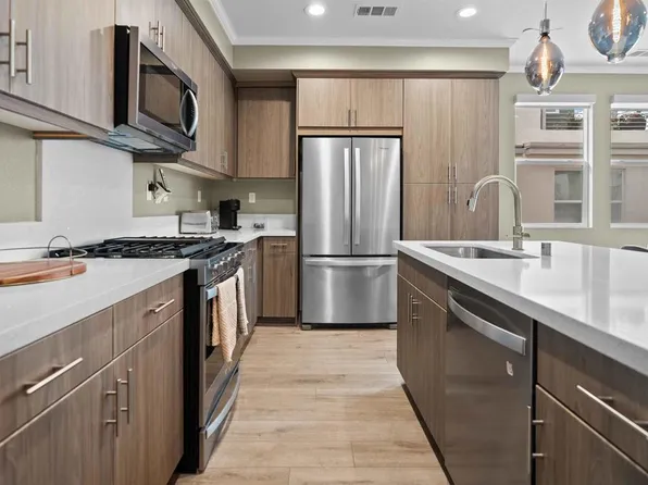 2072 Foxtrot Loop Unit 2, Chula Vista, CA 91915