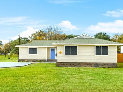 210 Cactus, Oyster Creek, TX, 77541