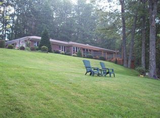 222 S Ridge Dr, Spruce Pine, NC 28777
