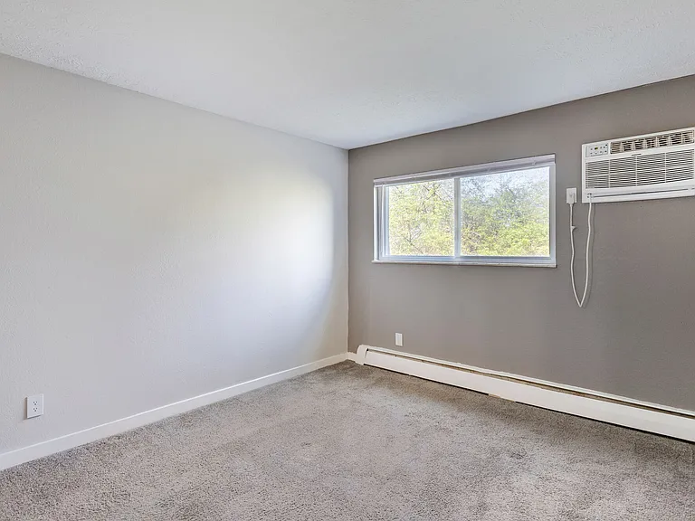 2500 Place — Photo 7