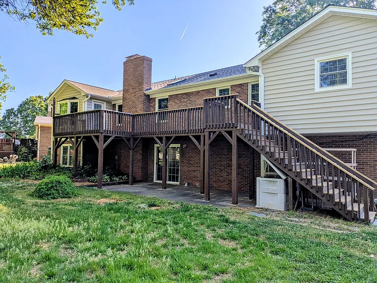 6913 Crandall Ct — Photo 19