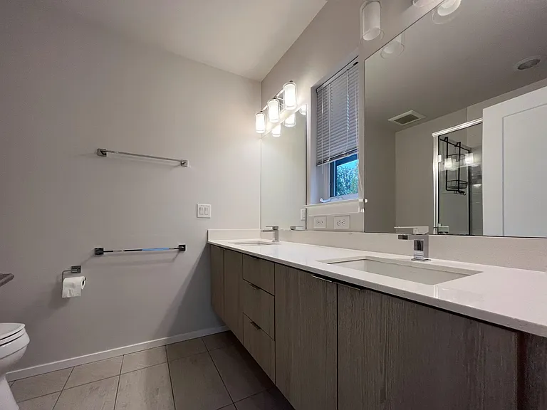 18107 65th Ave NE #101 — Photo 9