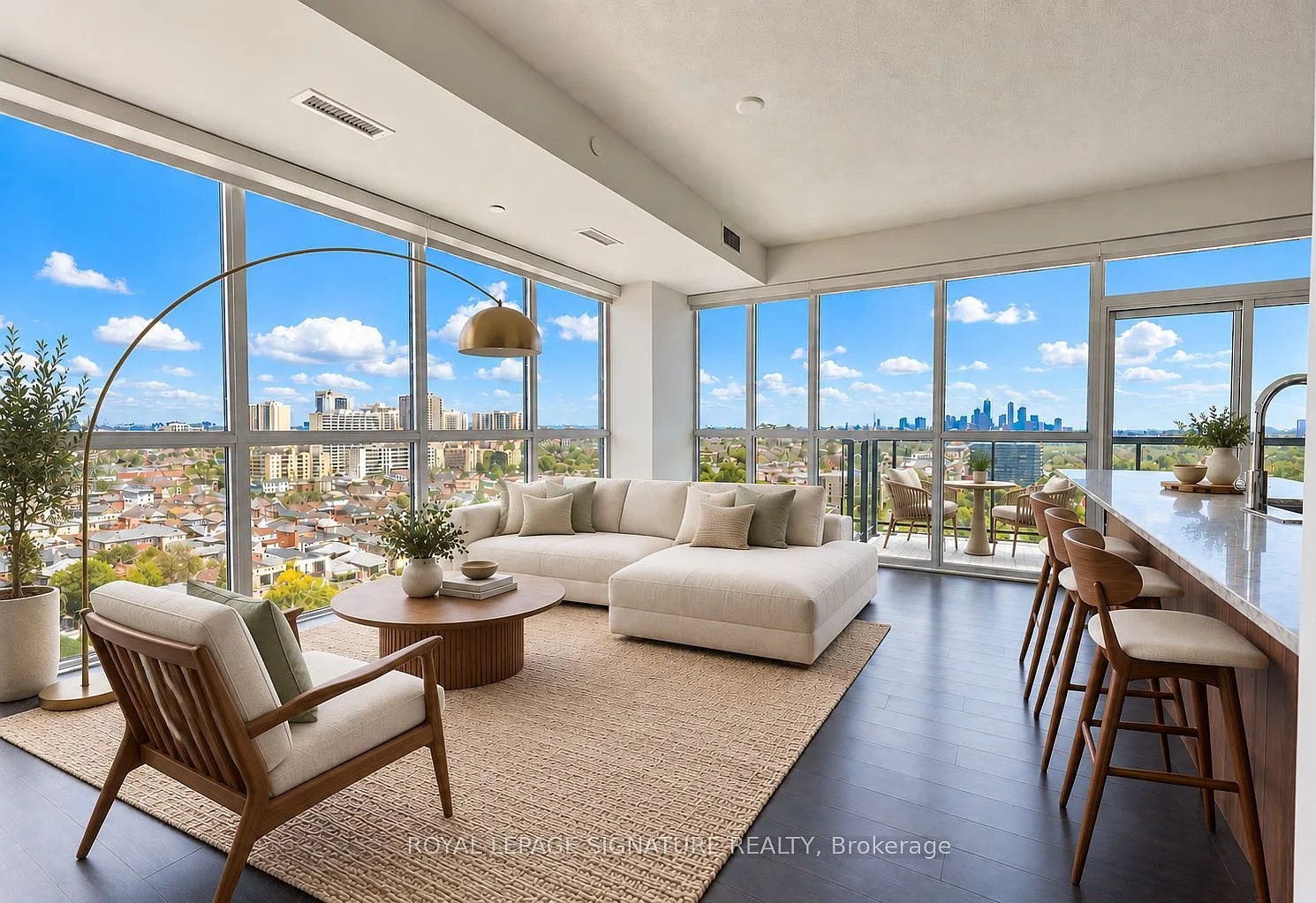 Empire Midtown — Photo 1