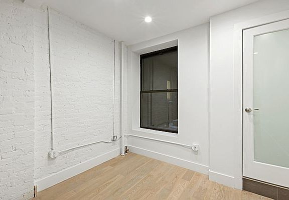 5th image of 103 Mac Dougal St #18