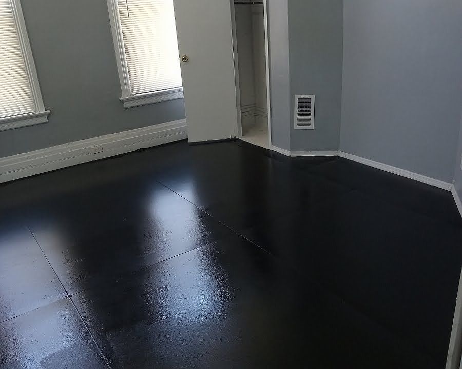 1st image of 1612 1st Ave