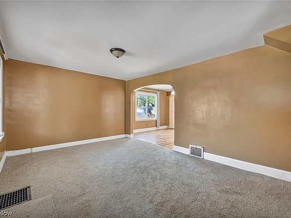 3rd image of 3479 W 91st St