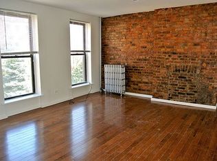 409 Adelphi St #3, Brooklyn, NY 11238