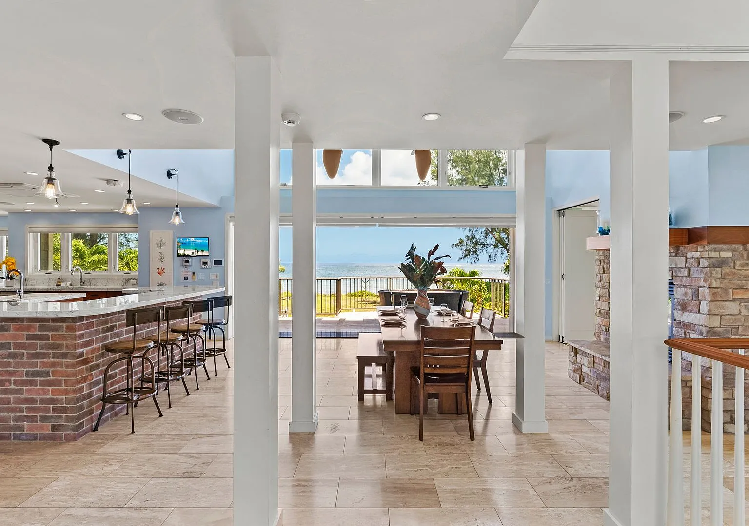 Waialua Ocean View Villa w/ Pool, kids play structure - walk to beach — Photo 3