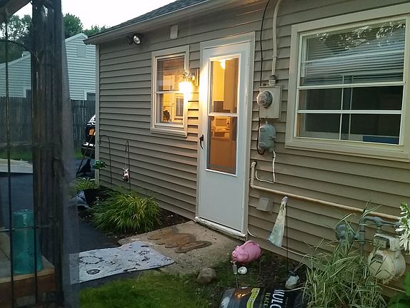 Back Door Laundry/Mud Rm