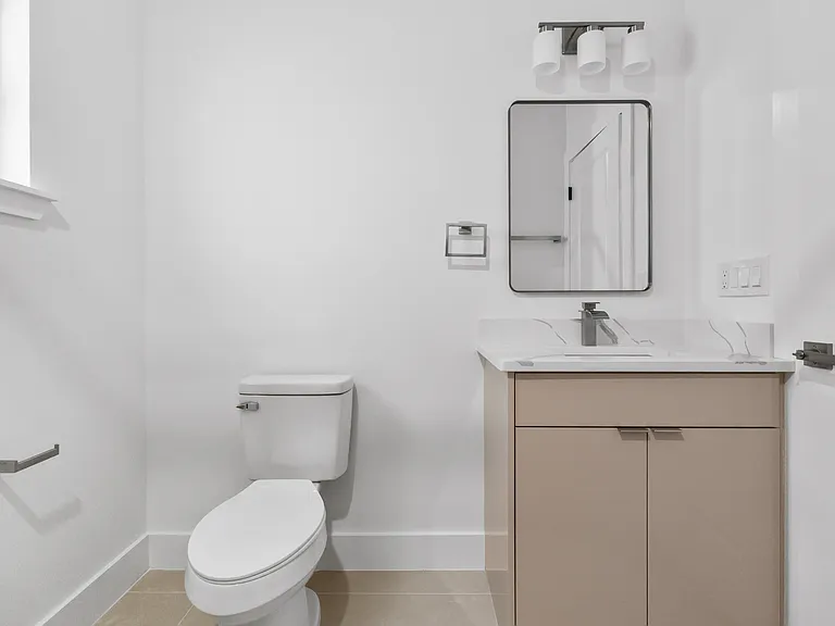 210 Singer St #1 — Photo 12