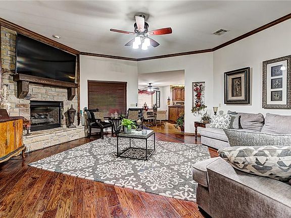 5th image of 900679 S Oak Hill Dr