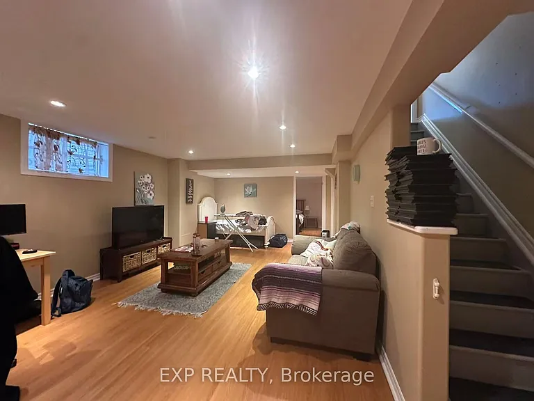 256 Scout St — Photo 12