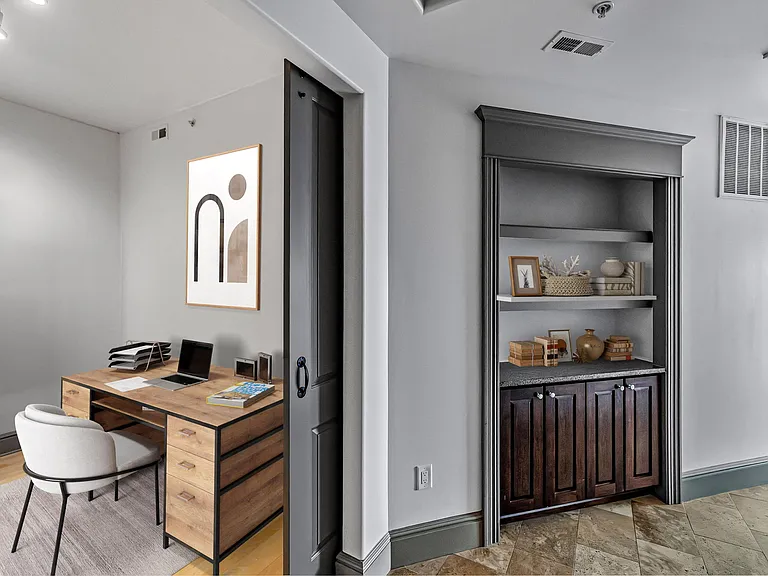 The Residence at Southpark — Photo 16