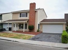 2nd image of 2609 Lakemoor Pl