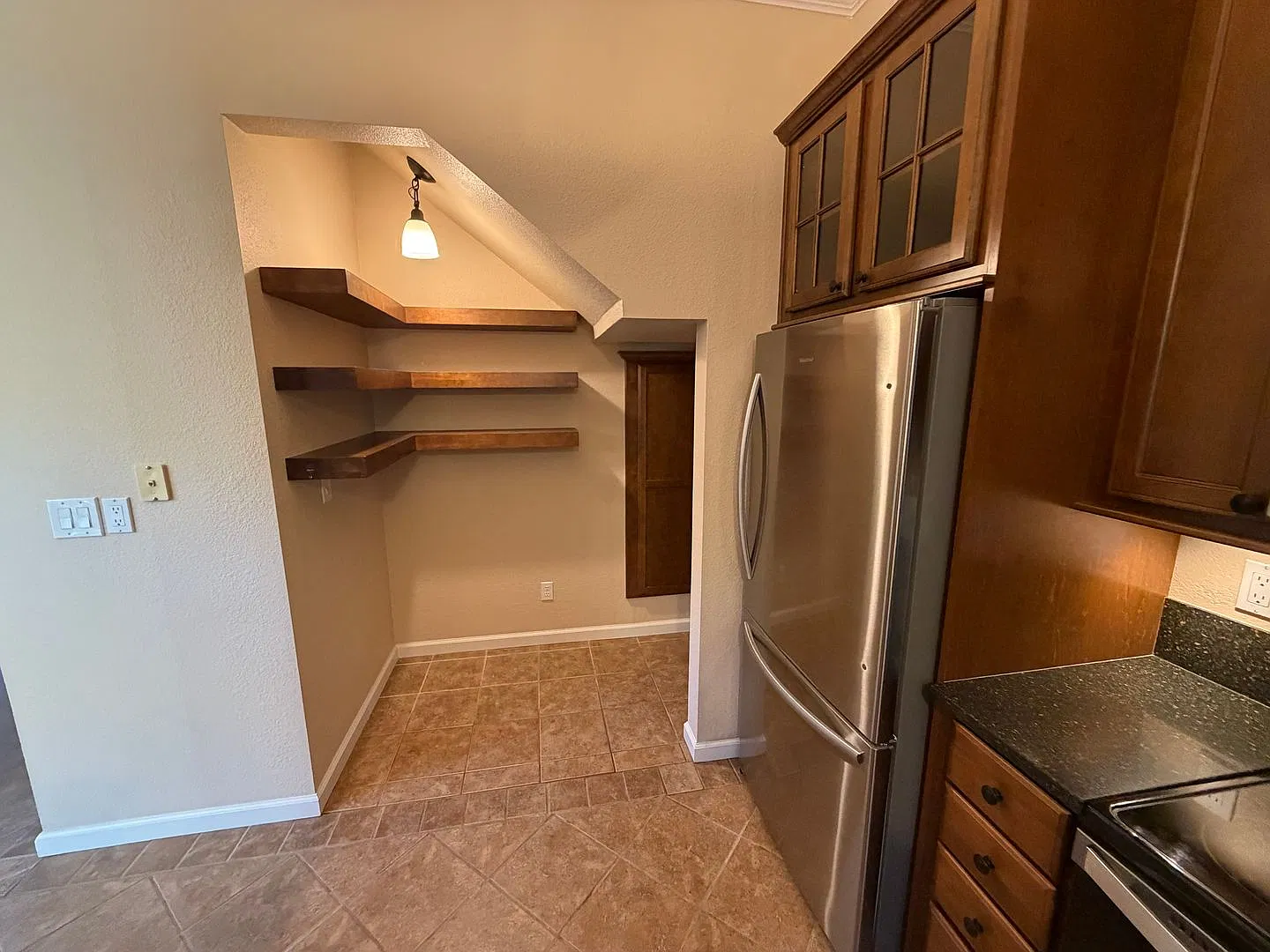 2-Bedroom Corner Townhome in Stonegate Woods, Davis — Photo 3
