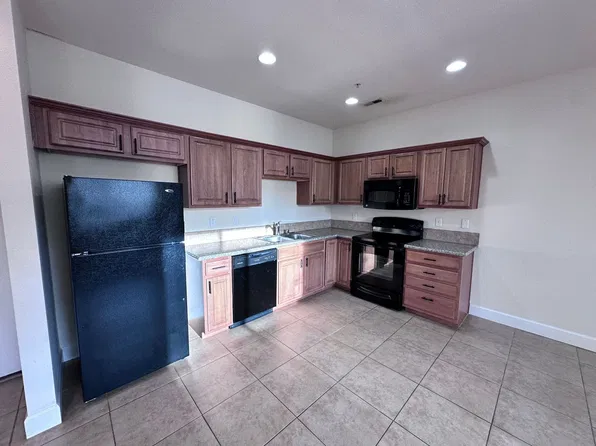 165 Lancaster Dr APT 3, Reno, NV 89506