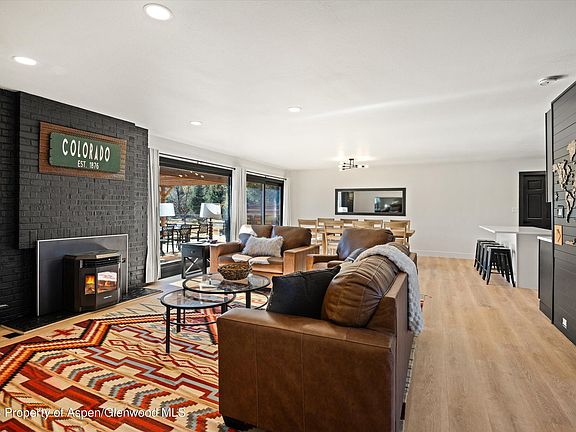 4th image of 24 Cherry Ln