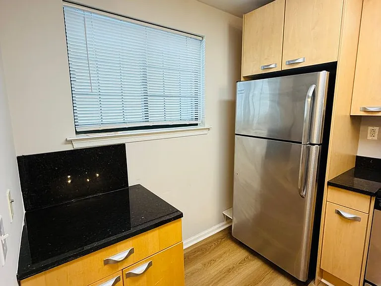 2 Leverington Ave #28 — Photo 11