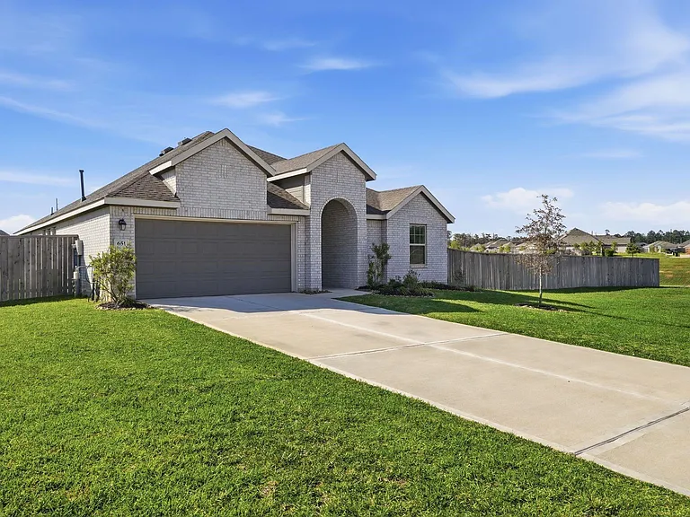 651 Spring Ashberry Ct — Photo 2