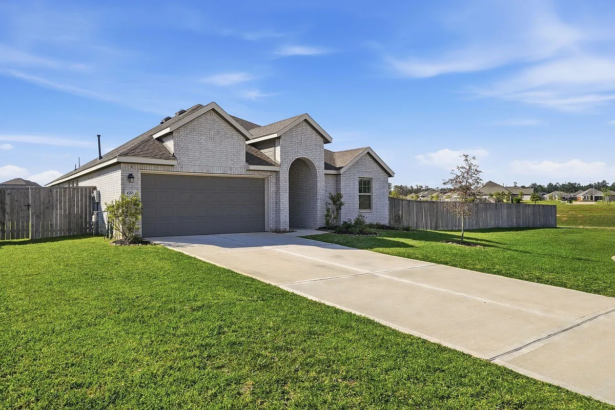 Building Photo - 651 Spring Ashberry Ct
