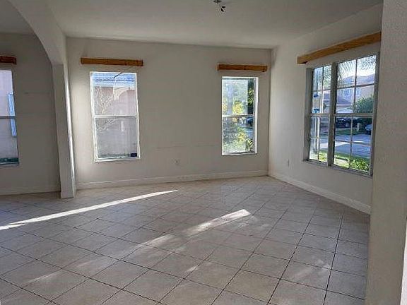 5th image of 4981 SW 173rd Avenue