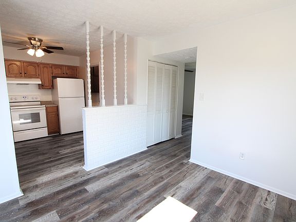 4th image of 7438 Melanie Ln #13