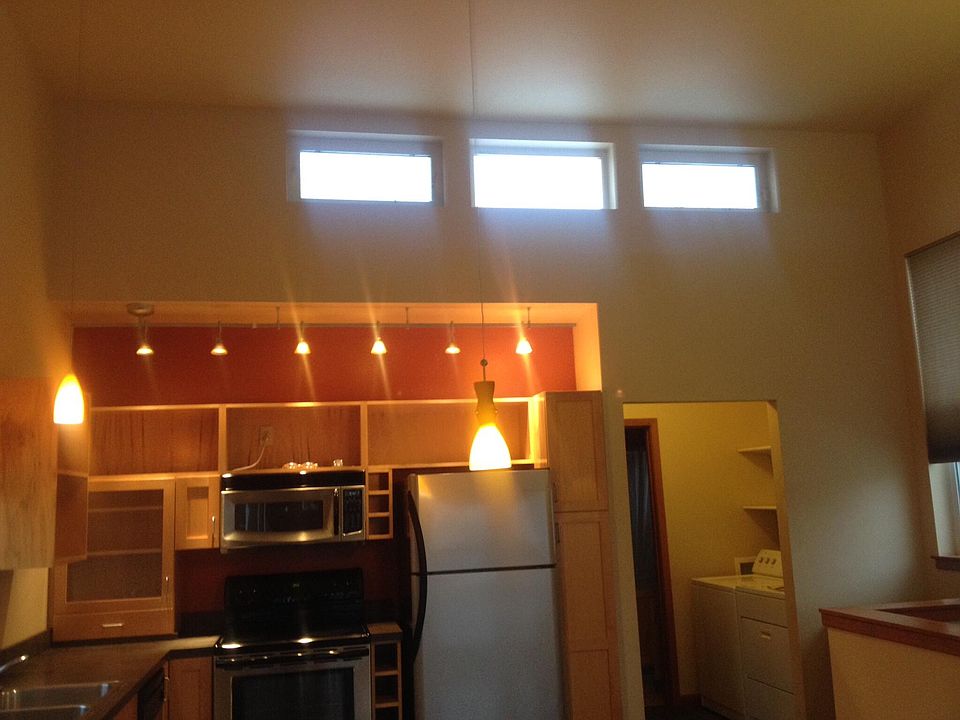 1st image of 18 Grand Ave