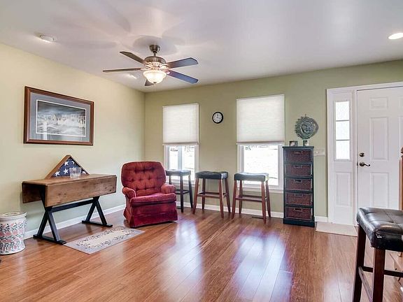 5th image of 2339 Casaba Dr