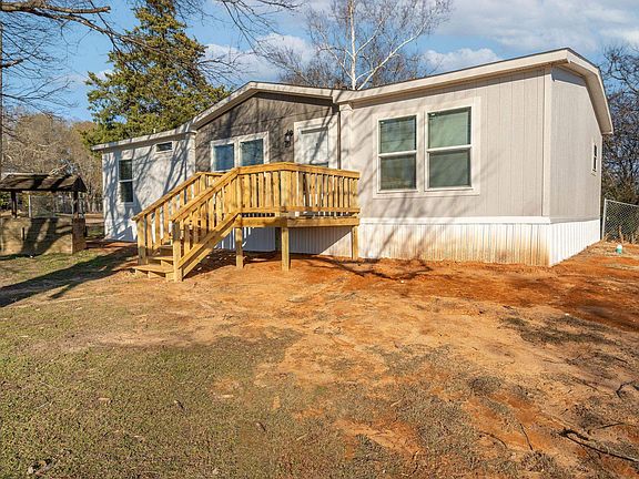 2nd image of 412 Holloway Ln
