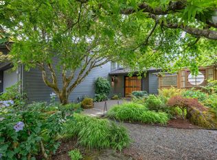 955 SW Summit View Dr, Portland, OR 97225