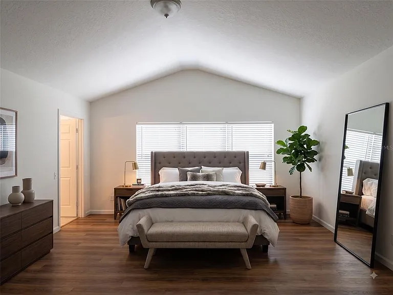 831 Enclair St #831 — Photo 10