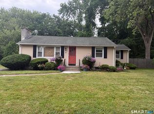 78 Lane St, Hamden, CT 06514