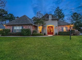 16 Lorio Ln, Mandeville, LA 70448