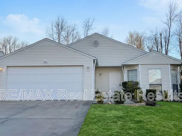 1301 Spring St, Bentonville, AR 72712