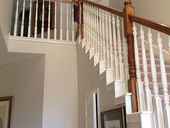 Stair to 2 bd/1bath/gameroom