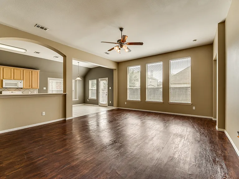 3209 Bloomfield Trl — Photo 18