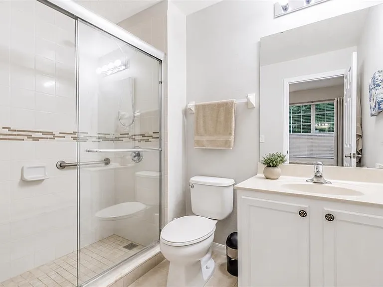 2520 Dharma Cir — Photo 13