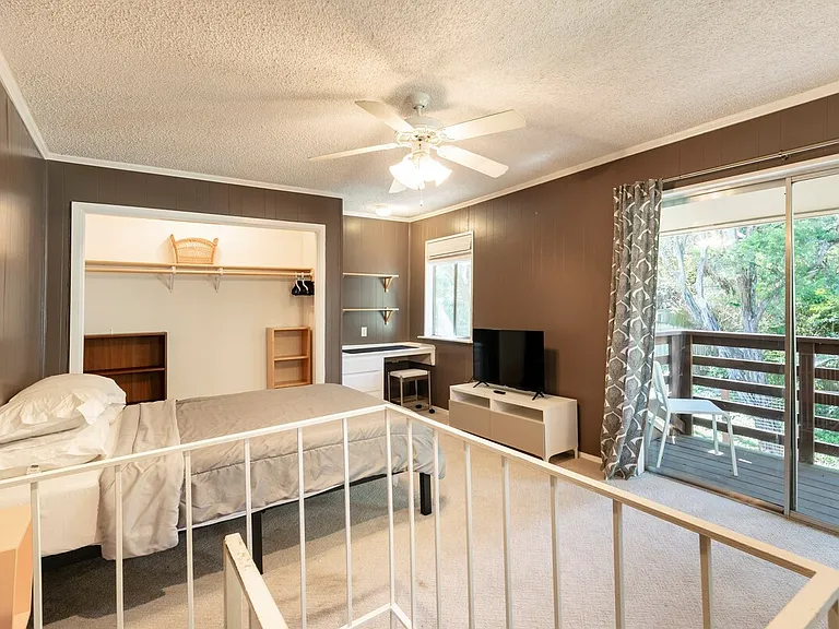 1711 Deerfield Dr — Photo 18